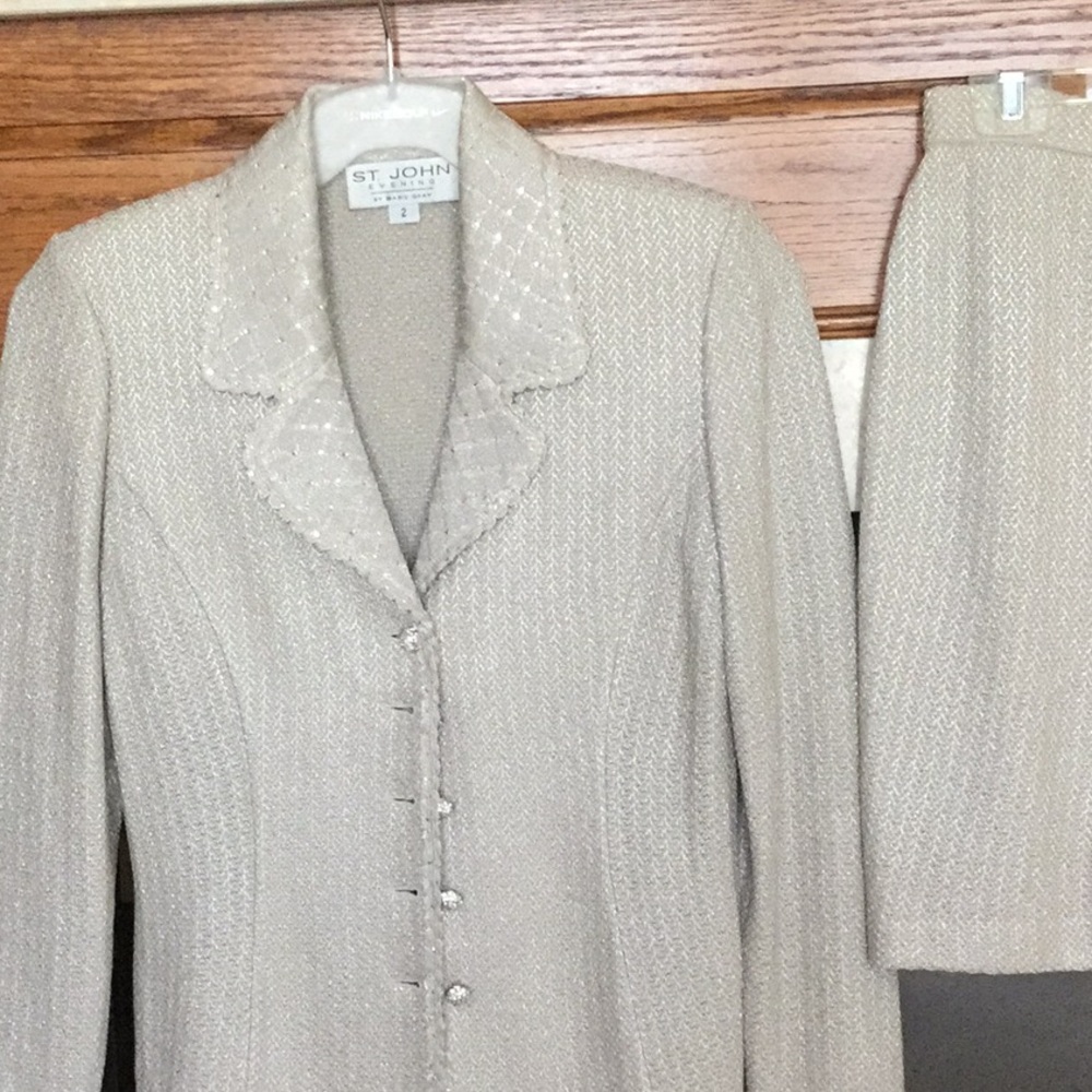 Two piece suit, grey beige tones